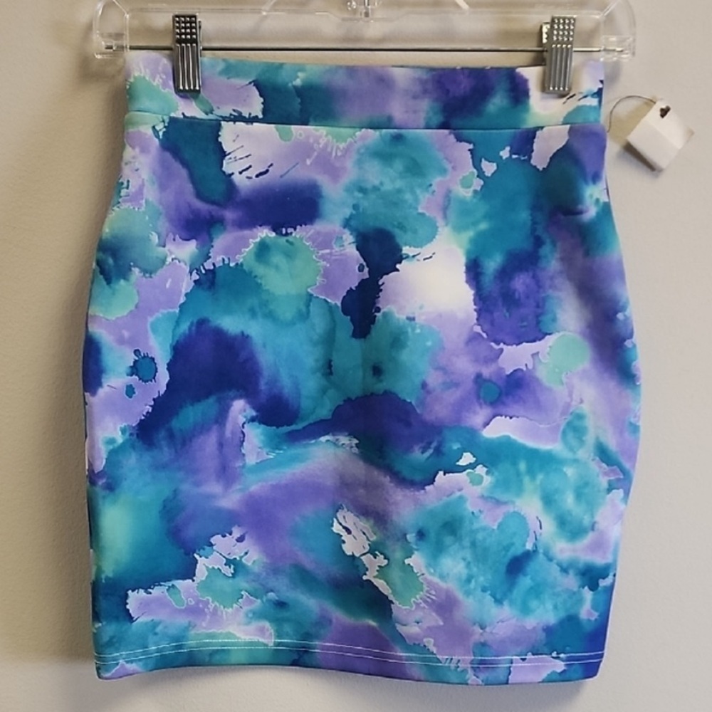 AKIRA Blue and Purple Pencil Skirt NWT Size Medium